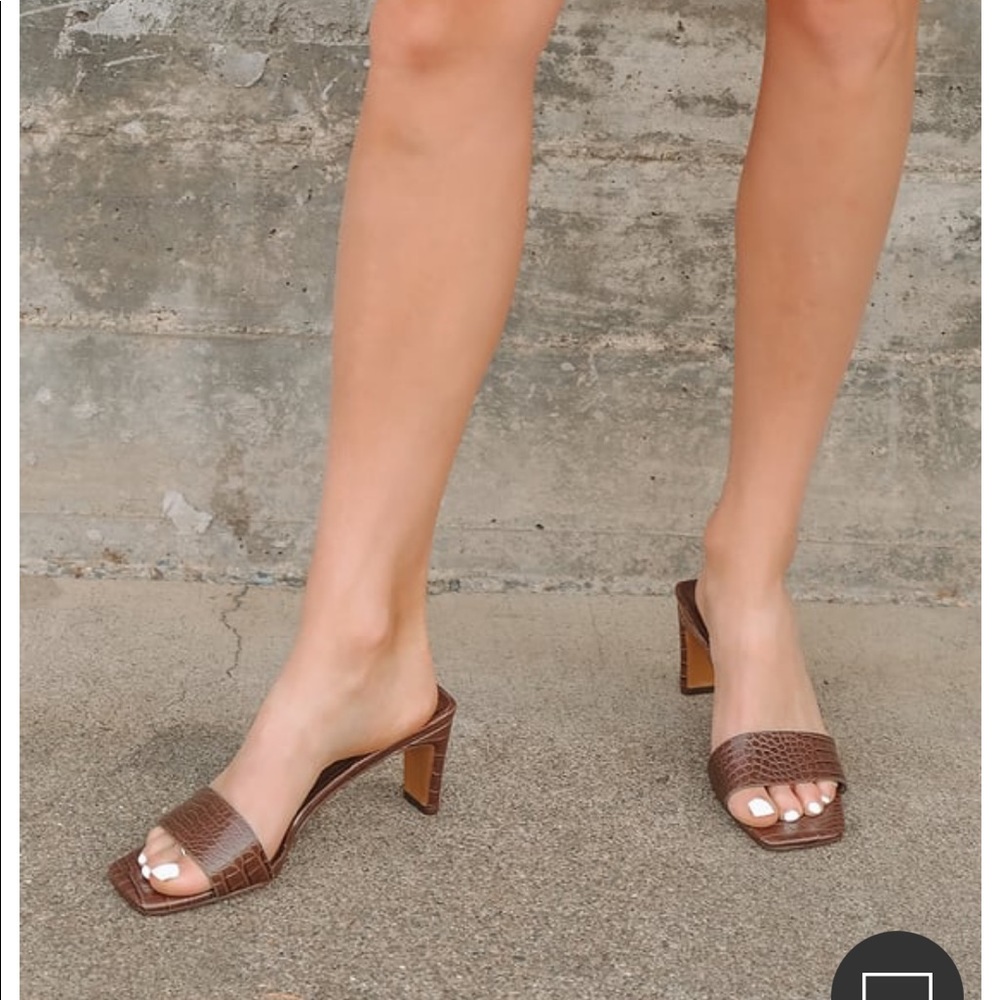 Lulus crocodile heels